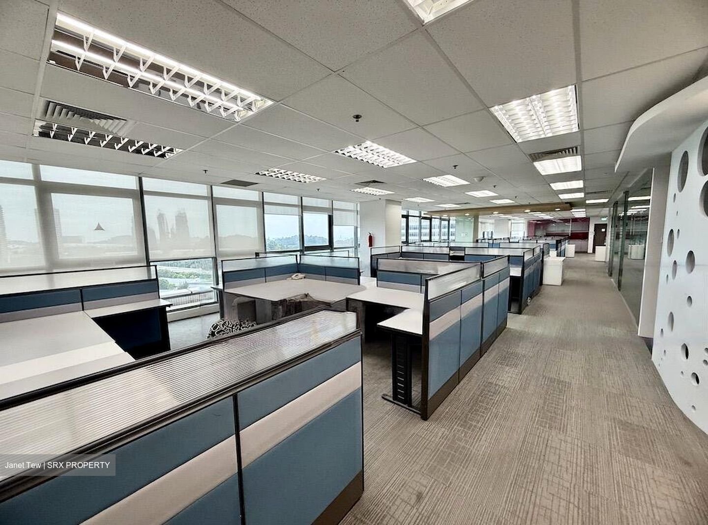 Fragrance Empire Building (D5), Office #457511021